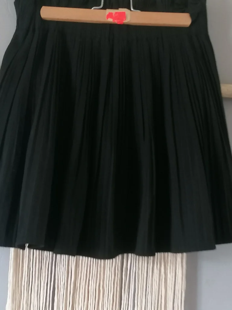 Saia curta plissada Zara tamanho P preta – photo 2